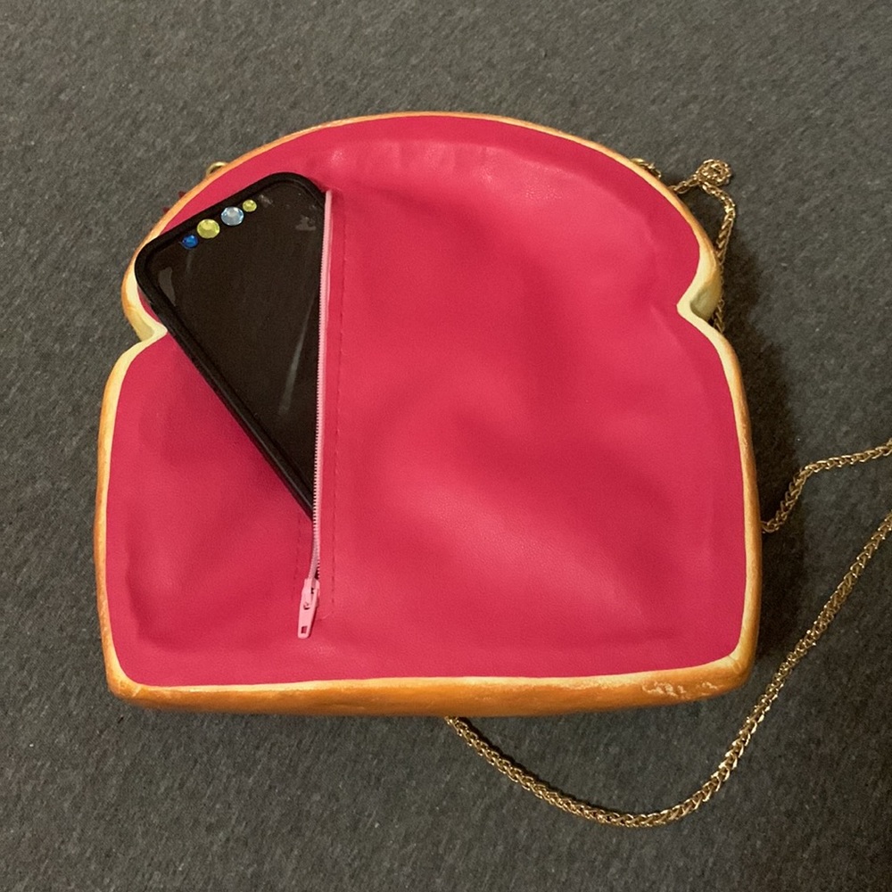 Official Rommy De Bommy Avocado Toast Purse - brand new with tags food purse - Picture 4 of 4